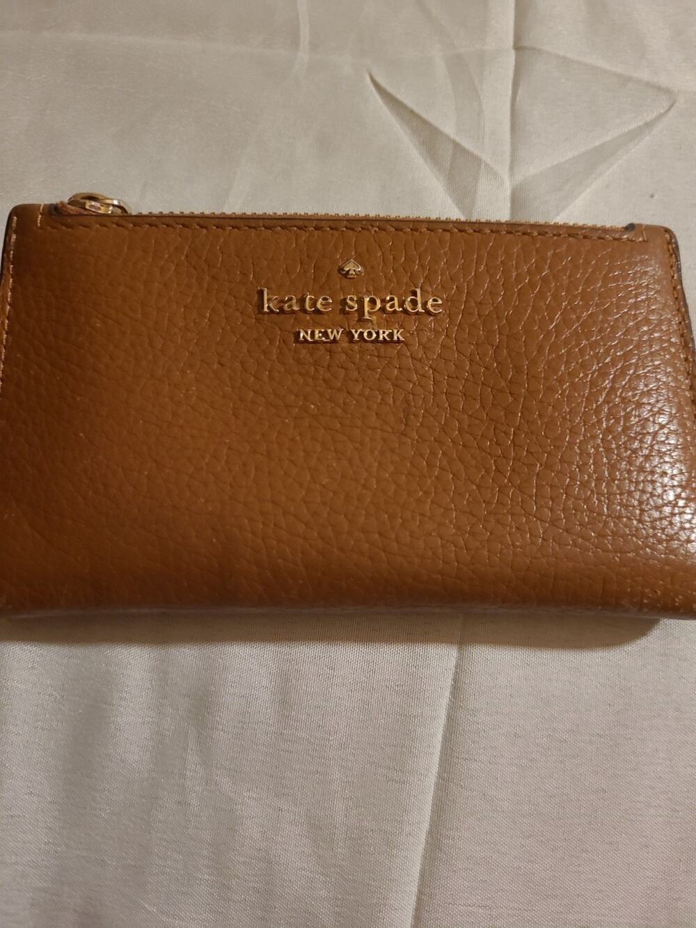 Kate Spade New York Leila Small Bifold Zip Wallet Gingerbread Tan Leather